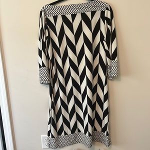 Black and white printed dress